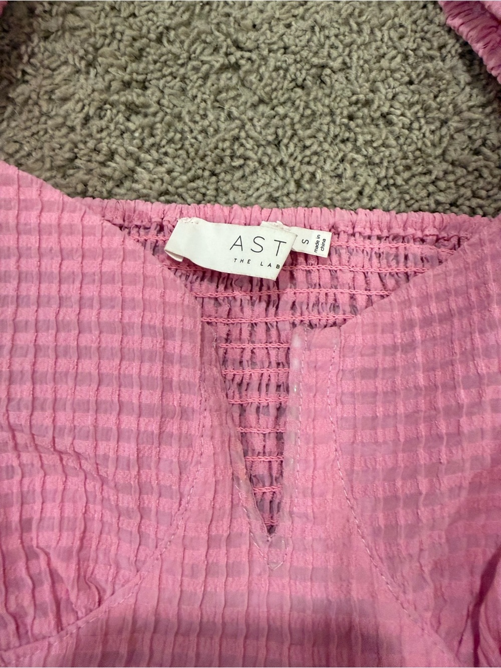 ✨Astr The Label sz S Pink Puff-Sleeve Textured Crop Top - Picture 2 of 3
